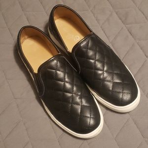 Mountian sole size 9